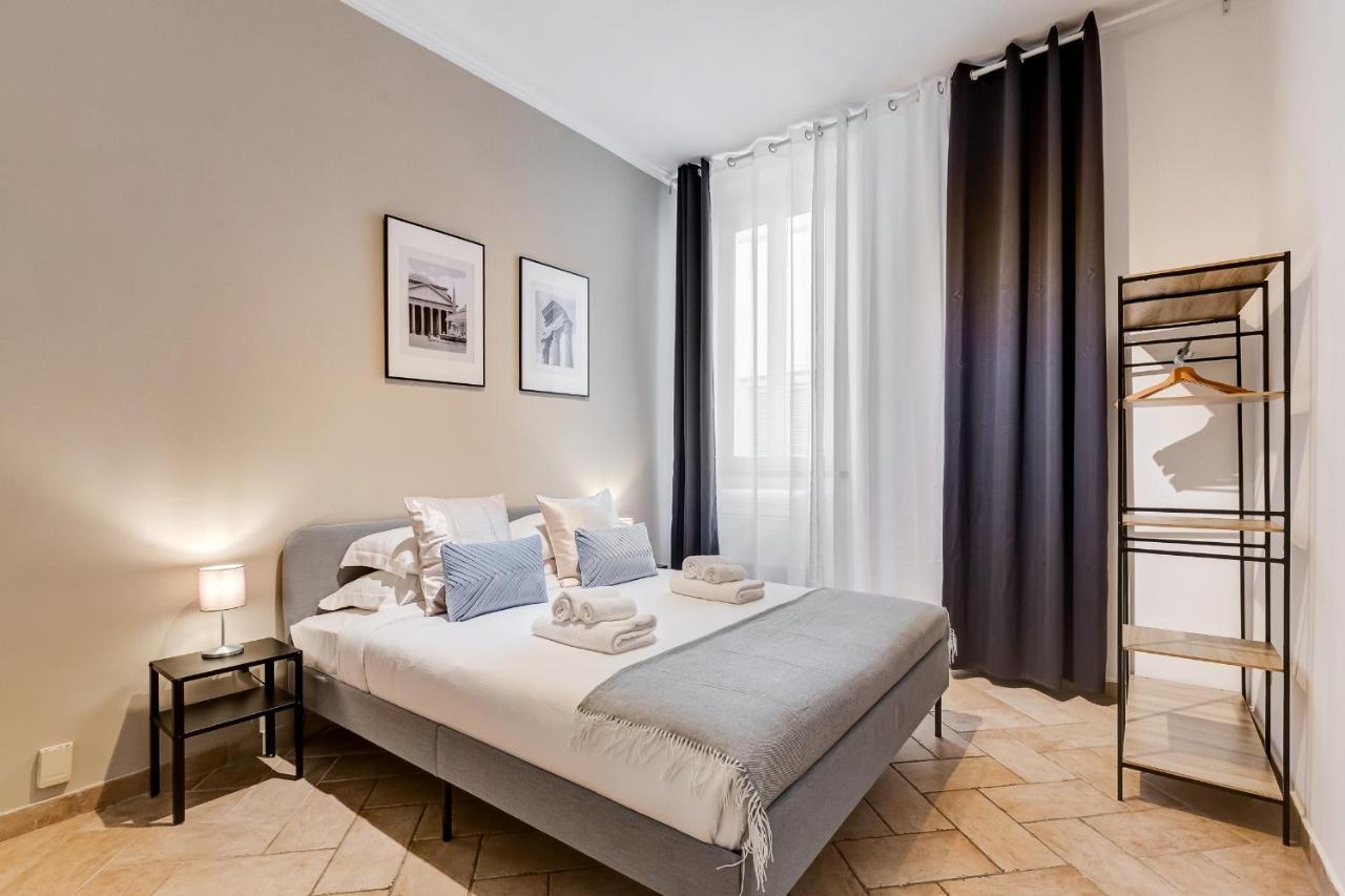 Pantheon Boutique Apartment "La Dolce Vita" Roma Esterno foto