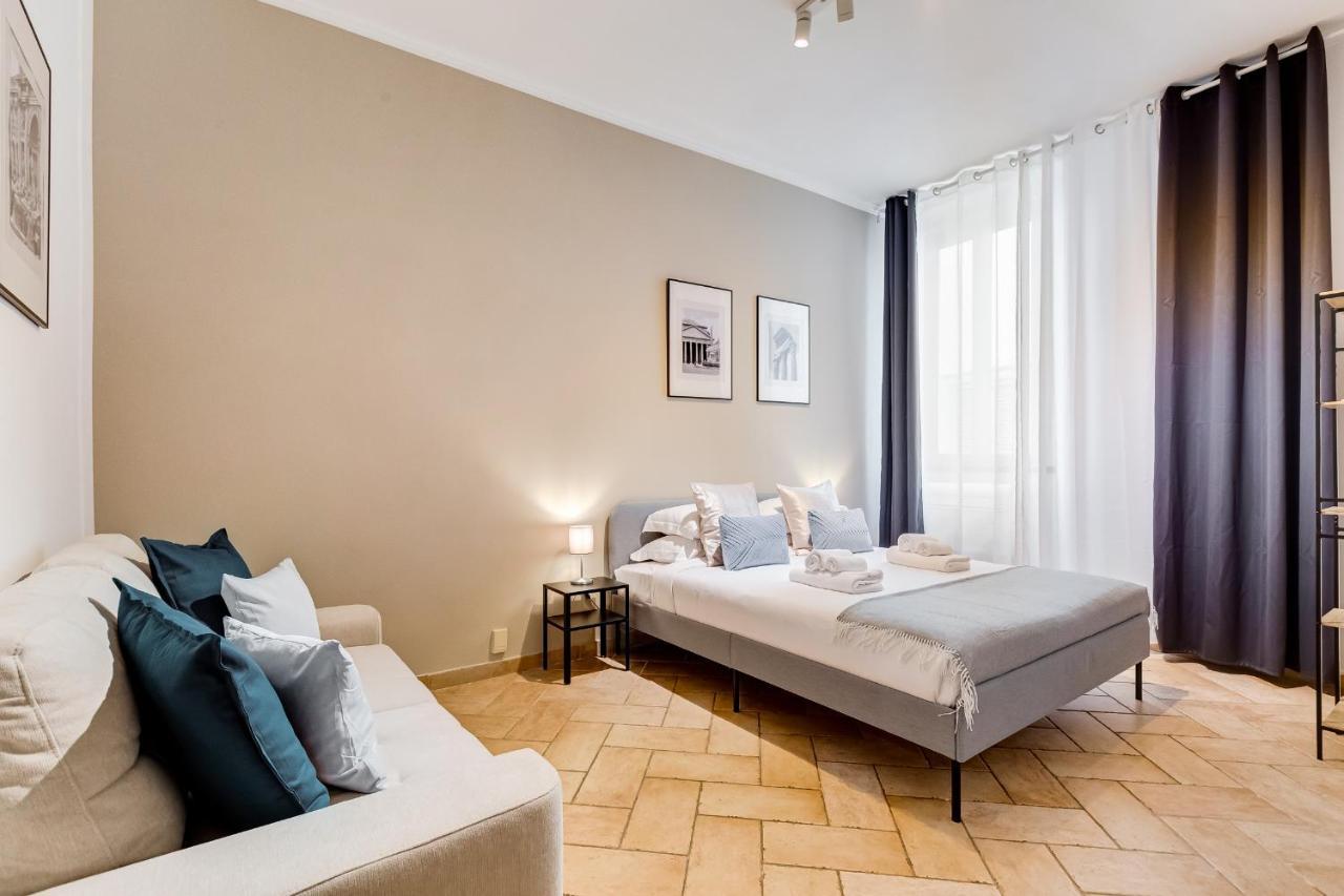 Pantheon Boutique Apartment "La Dolce Vita" Roma Esterno foto